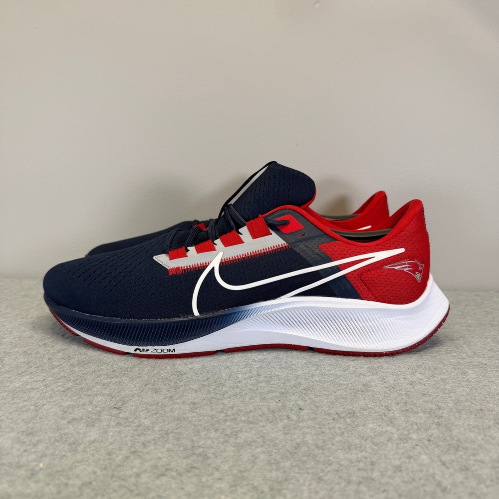 Nike Air Zoom Pegasus 38 Mens Size 12 New England Patriots Navy & Red DJ0846-400